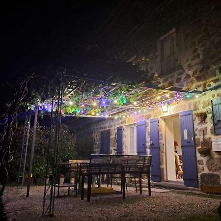 Gite De Noe Au Ray-Pic Pereyres Exterior photo