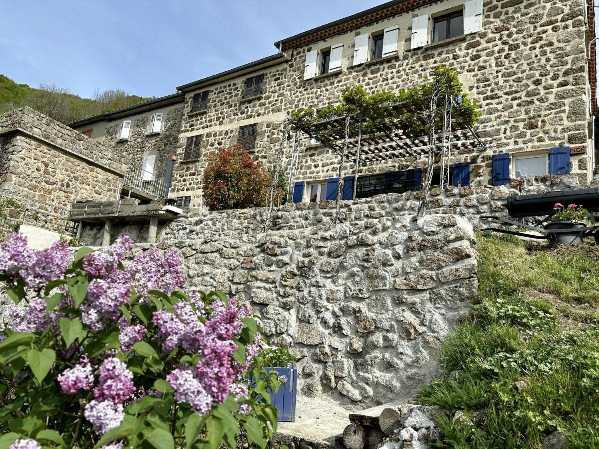 Gite De Noe Au Ray-Pic Pereyres Exterior photo