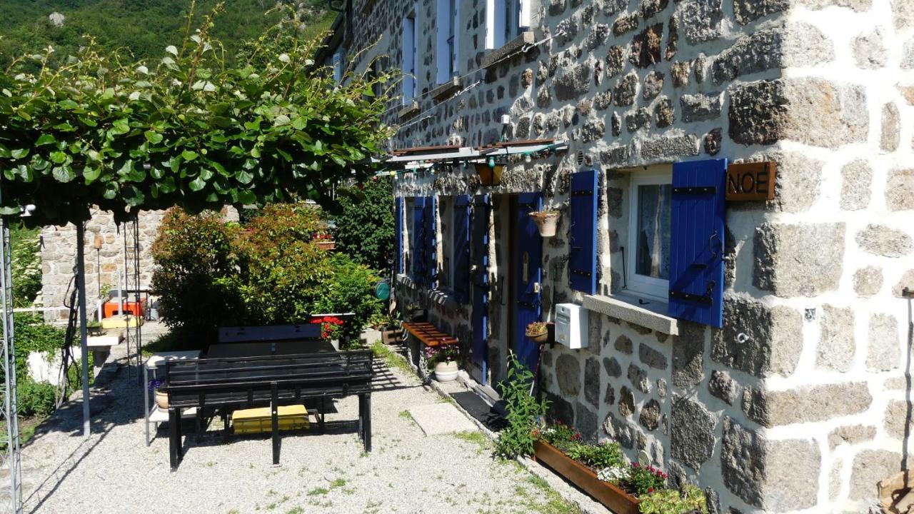 Gite De Noe Au Ray-Pic Pereyres Exterior photo